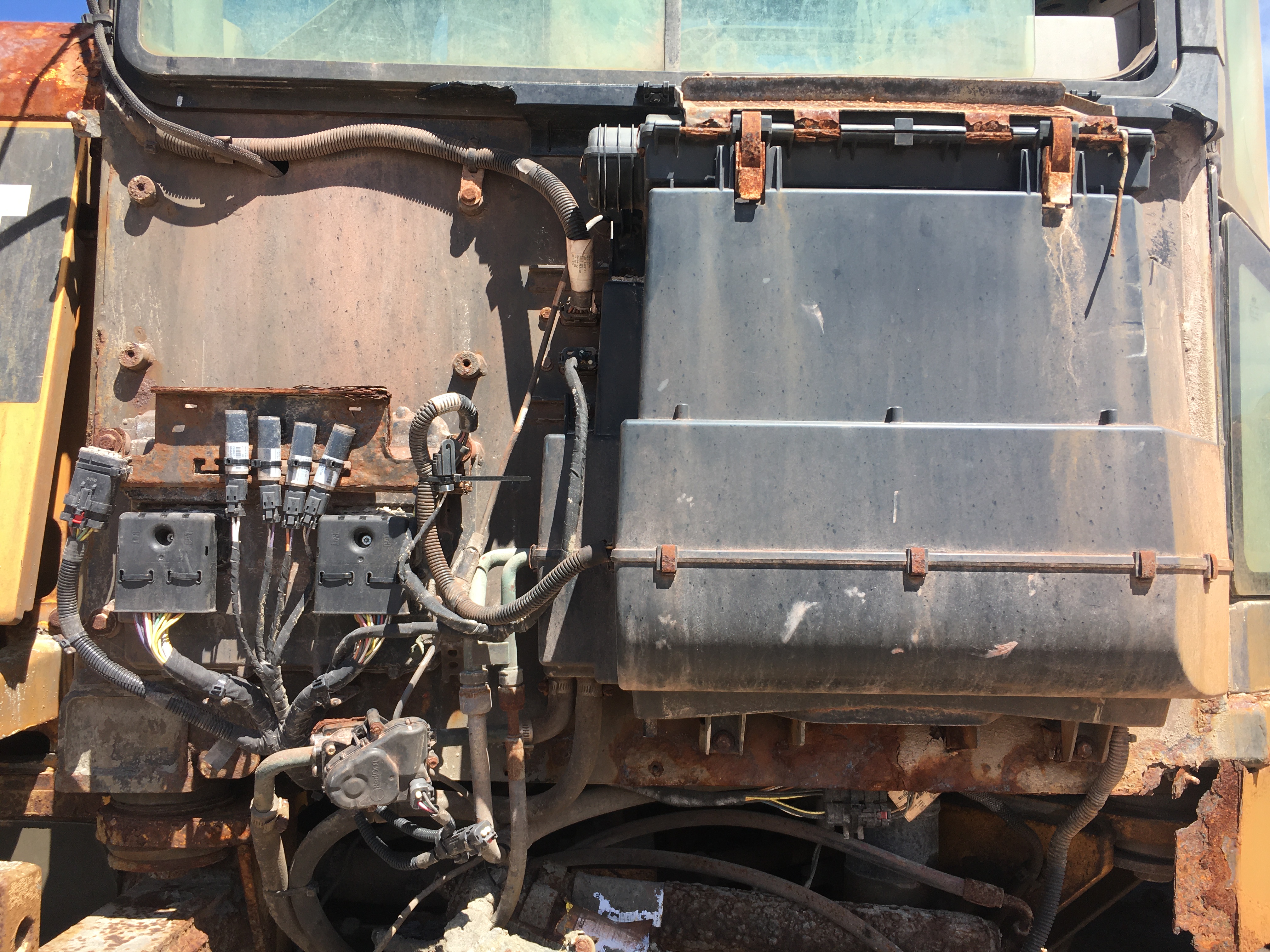 ./imagenes/INVOICE/2019/16445/CARGADOR FRONTAL CAT 924K (6).JPG